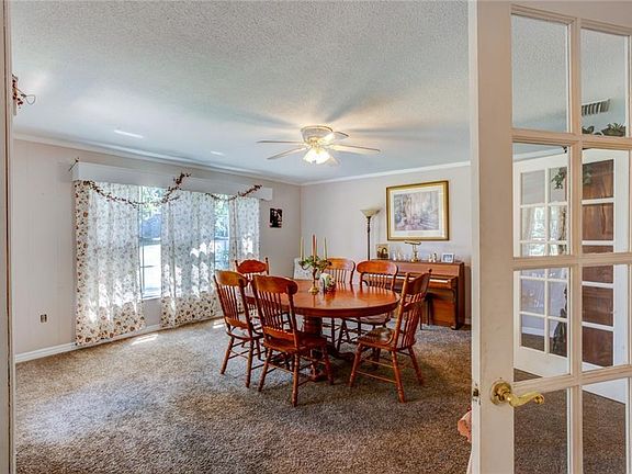 5th image of 5605 Oak Ln