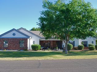 2520 W Palomino Dr, Chandler, AZ 85224