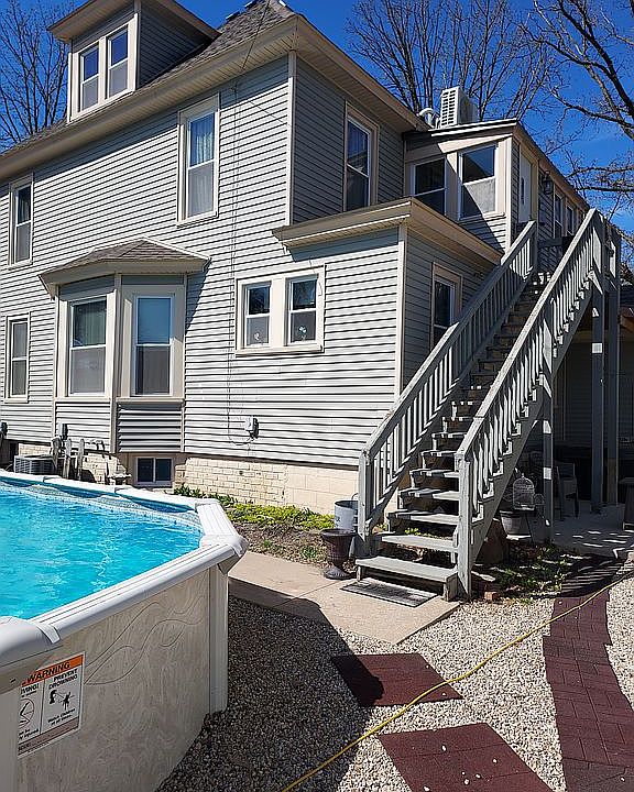 2nd image of 312 W Center St
