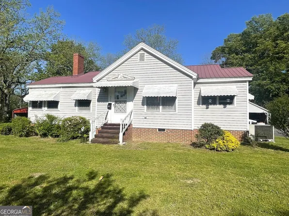 451 Ty Cobb St, Royston, GA 30662