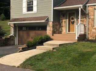 237 Laurel Dr, Summit Hill, PA 18250