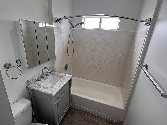 5th image of 1131-1137 S Cabrillo Ave #5