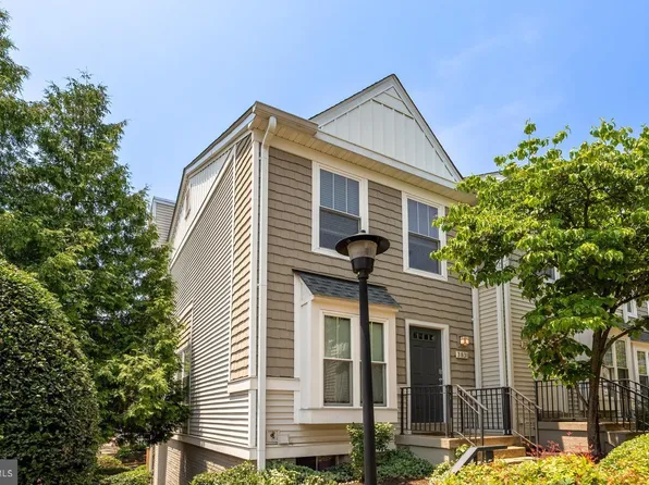 3831 9th Rd S, Arlington, VA 22204