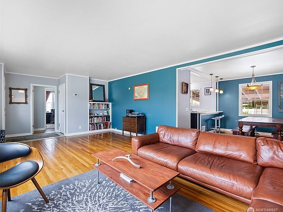 5th image of 77 McMurray Street