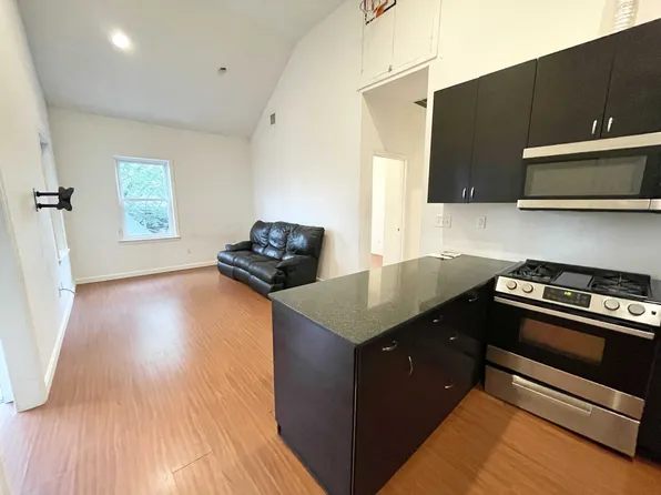 (undisclosed Address), Roxbury Crossing, MA 02120