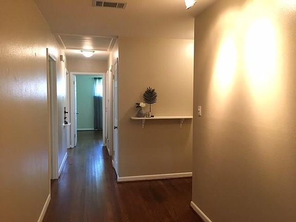 2nd image of 10015 San Lorenzo Ave
