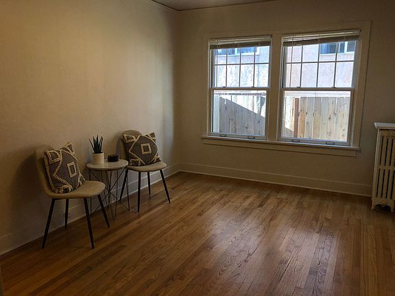 5th image of 4134 11th Ave NE #123