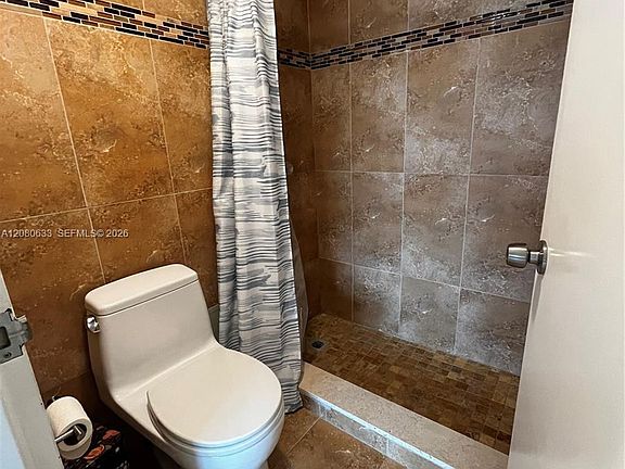 5th image of 9225 Collins Ave APT 1003