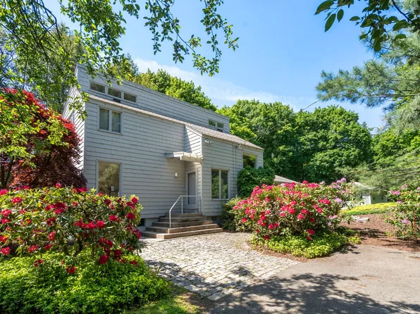 287 Glen Rd, Weston, MA 02493