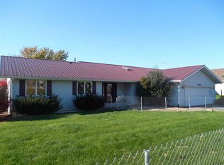 1533 Michael Dr, Pecatonica, IL 61063
