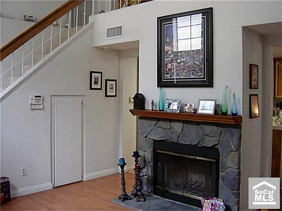 5th image of 3202 Cambridge Dr