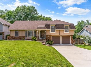 7746 Caenen St, Lenexa, KS 66216
