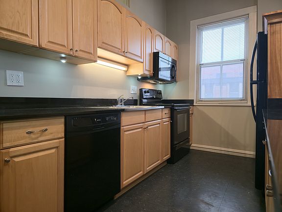 5th image of 104 S Main St #2