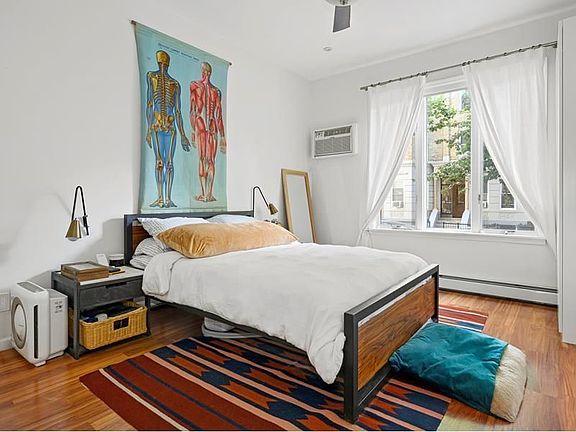 5th image of 64A Jewel St #1