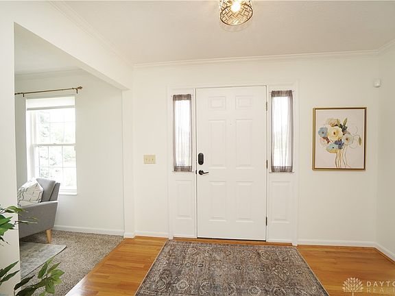 3rd image of 6945 Lakota Ridge Dr