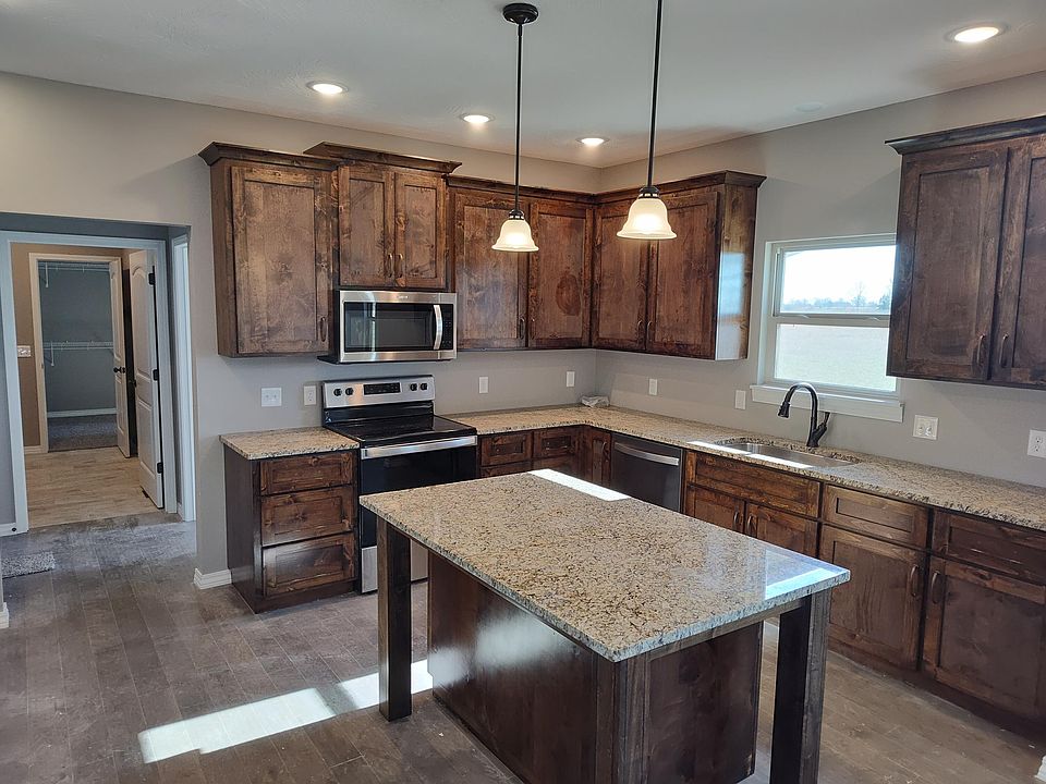 2nd image of 329 Maria Road