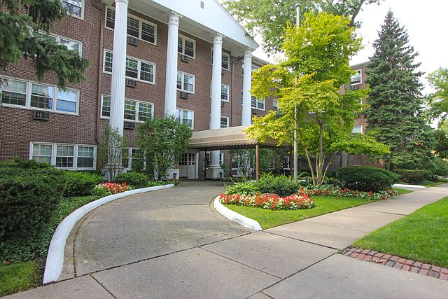 1st image of 1025 Randolph St APT 103