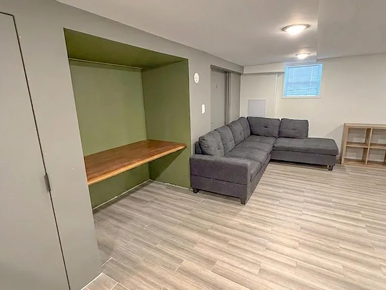 221 Jane St #1 — Photo 4
