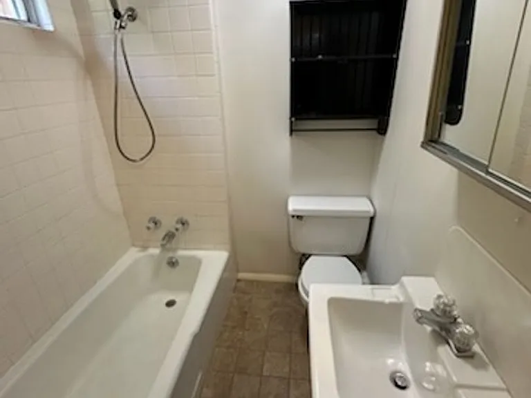 715 Palmer Ave — Photo 6