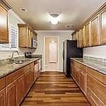 5th image of 7031 Morrison Rd