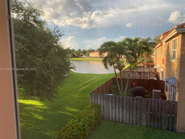3150 SW 152nd Pl #3150 — Photo 14