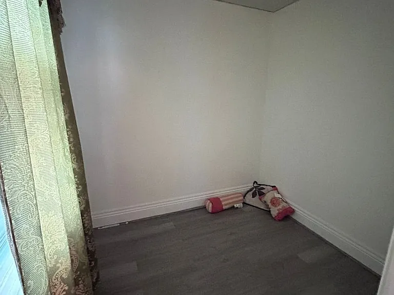 52 Walden Ave — Photo 10