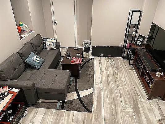 5th image of 101 Woodruff Ave APT 1F