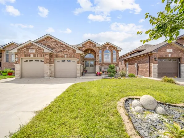 1937 Mark Ave #Basement, Windsor, ON N9B 0B9