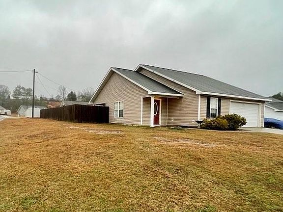 2nd image of 15904 Lexie Dr