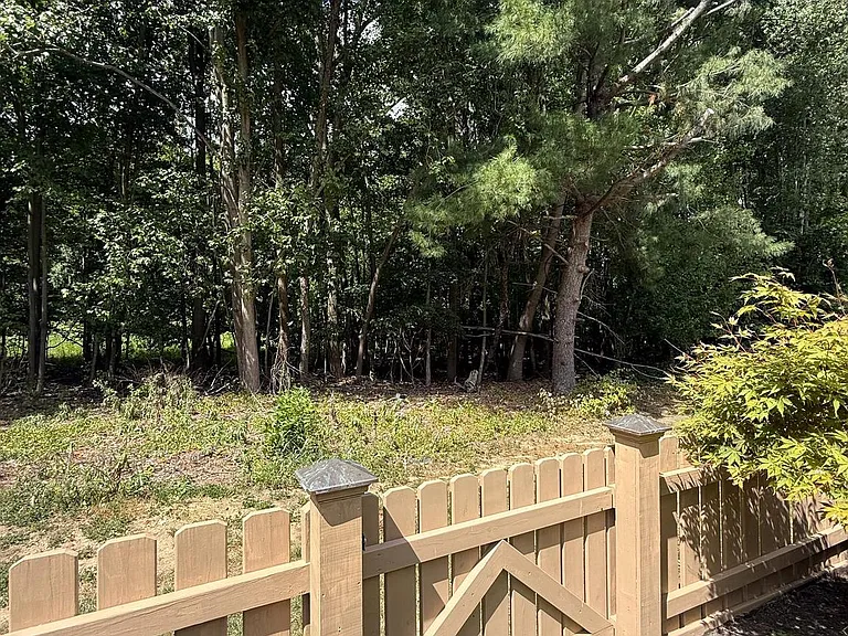 10 Devon Ct — Photo 48