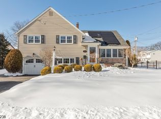 30 Carolina St, Cranford, NJ 07016