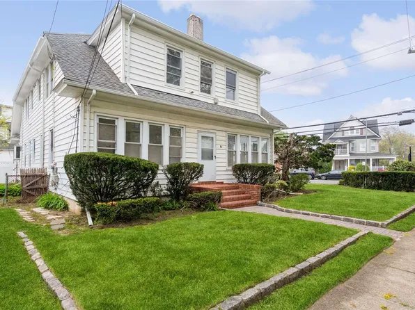 87 Union Avenue, Lynbrook, NY 11563