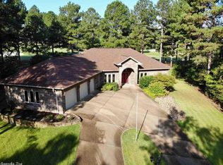 10 Cruzado Ln, Hot Springs Village, AR 71909