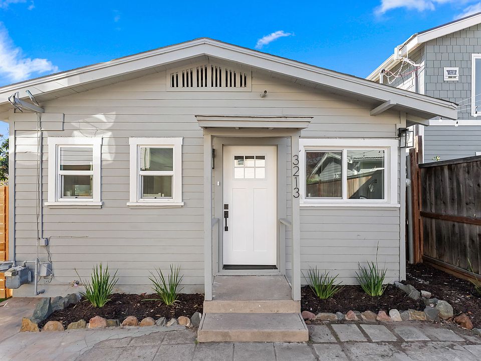 1st image of 3213 31st St