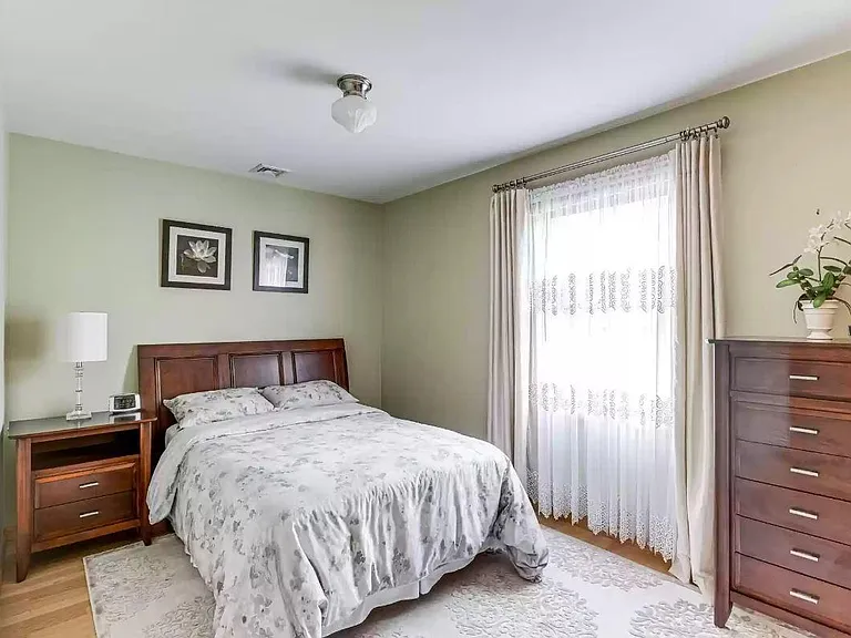 229 Knopf St — Photo 23