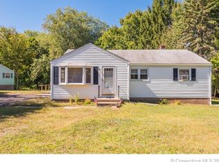 8 Pine Pl, North Branford, CT 06471