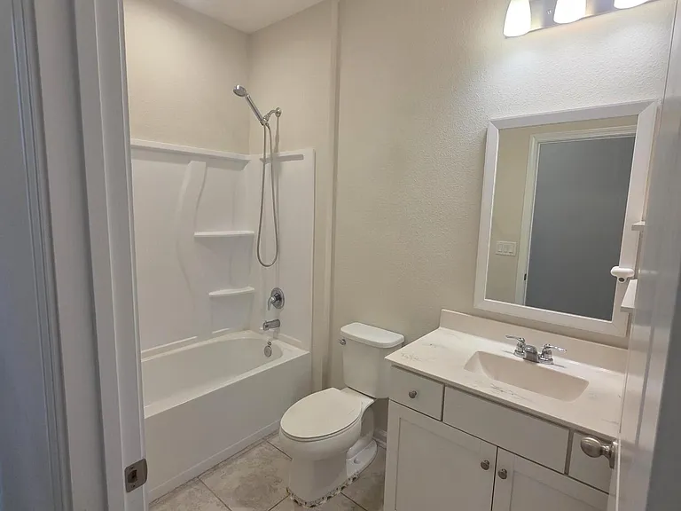 2122 Hawkeye Pl — Photo 8