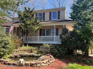 62 S New Prospect Rd, Jackson, NJ 08527