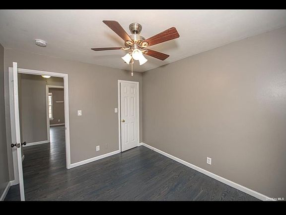 5th image of 27 Williams St Floor 2