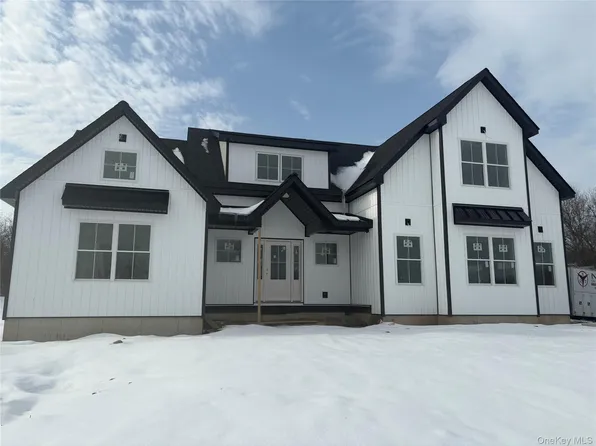 75 Delmar Hill Road, Slate Hill, NY 10973