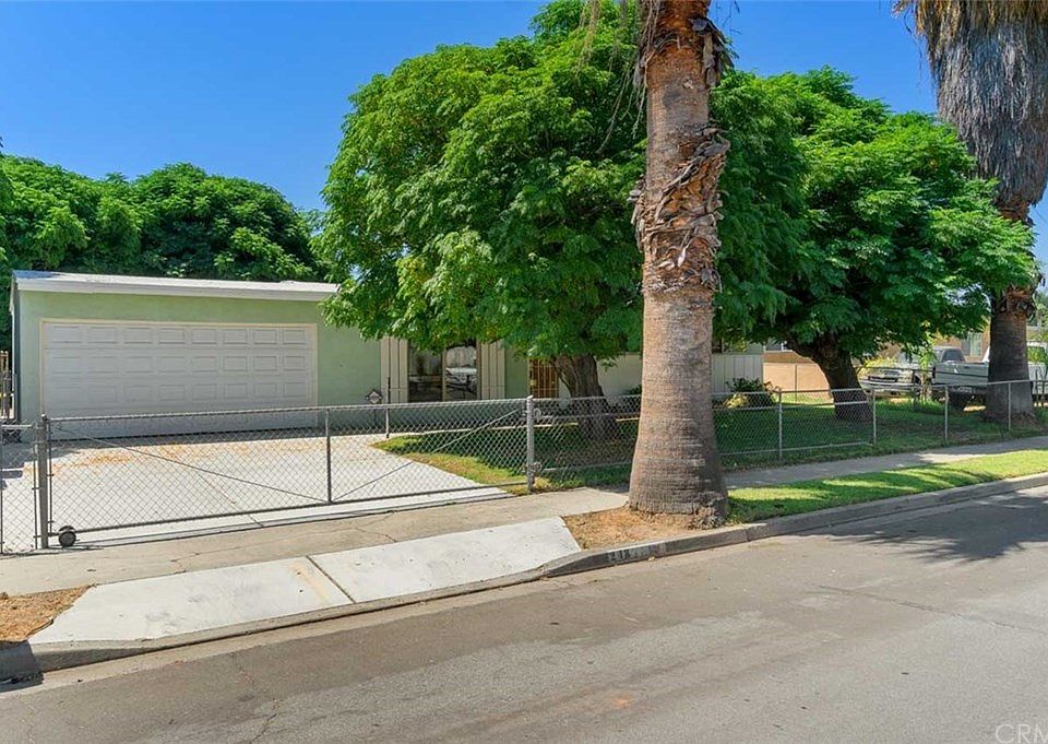 1st image of 24859 Eugena Ave