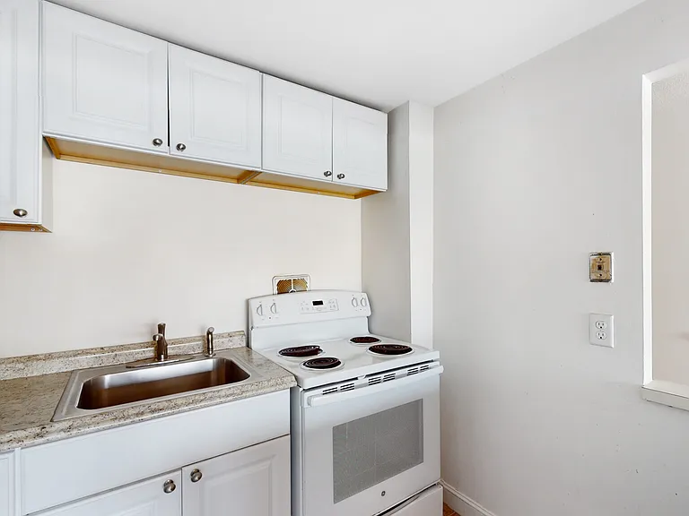 189 W Wyoming Ave #31 — Photo 6