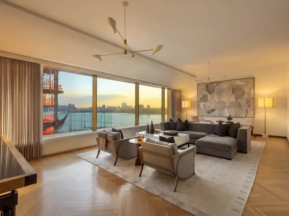 551 West 21st Street image 1 of 29