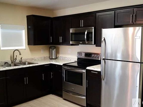 4th image of 3605 Indian Creek Dr APT 403