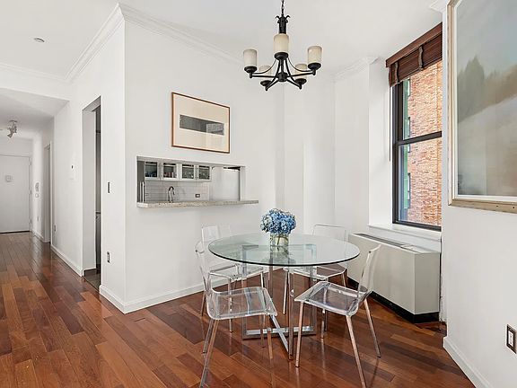 4th image of 82 Beaver St APT 505