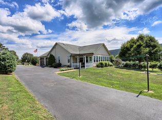 77 Maple Rd, Mifflintown, PA 17059
