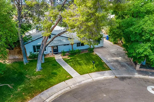231 E Sesame Cir Photo 1