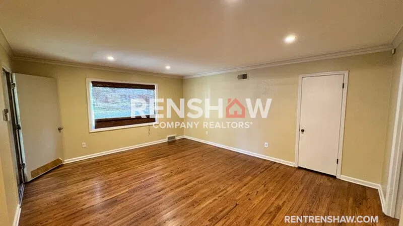 3 bed, 2.0 bath, 1859 sqft, $2,100 — Photo 4
