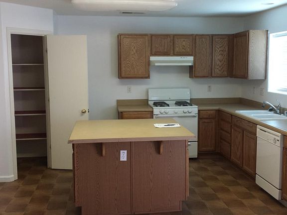 4th image of 4431 E Vista Ave