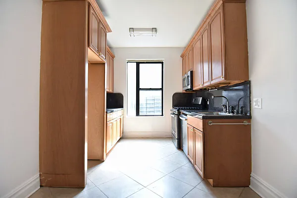 Rented by Bohemia Realty Group | media 5